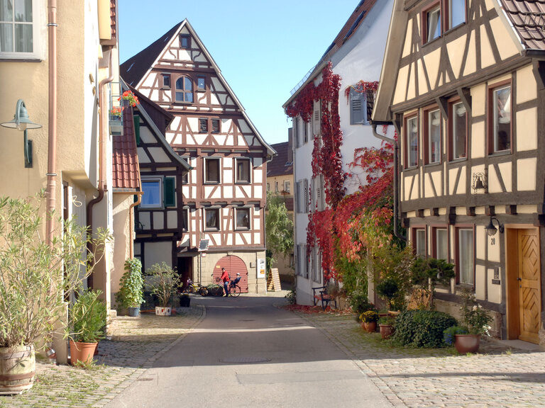 Historische Fachwerkhäuser in der Altstadt von Herrenberg nahe dem Ringhotel Gasthof Hasen im Naturpark Schönbuch